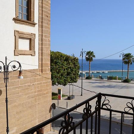 שאקה Bnb Agora Panoramic Rooms מראה חיצוני תמונה