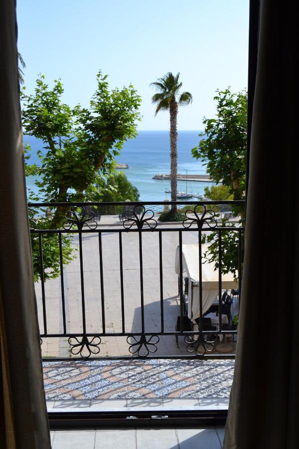שאקה Bnb Agora Panoramic Rooms מראה חיצוני תמונה